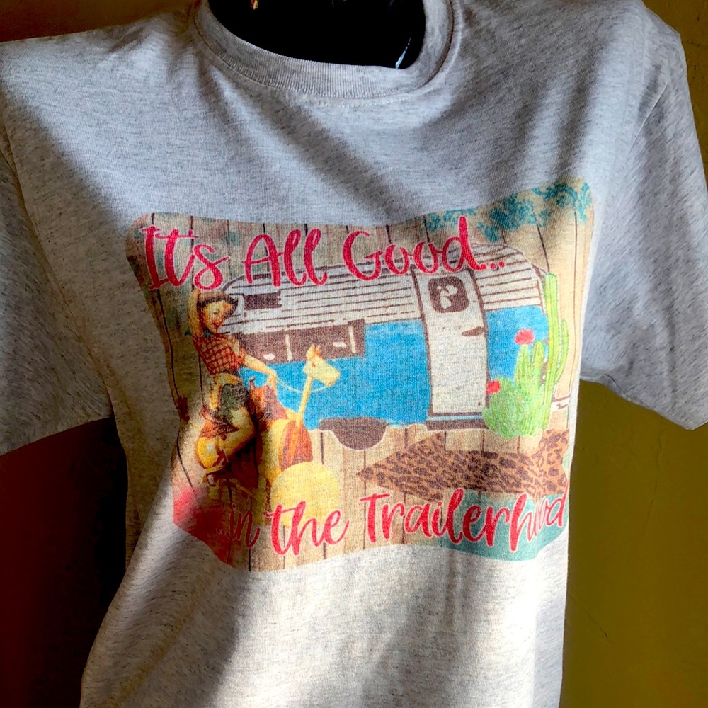 Woman’s t shirt med new without tags